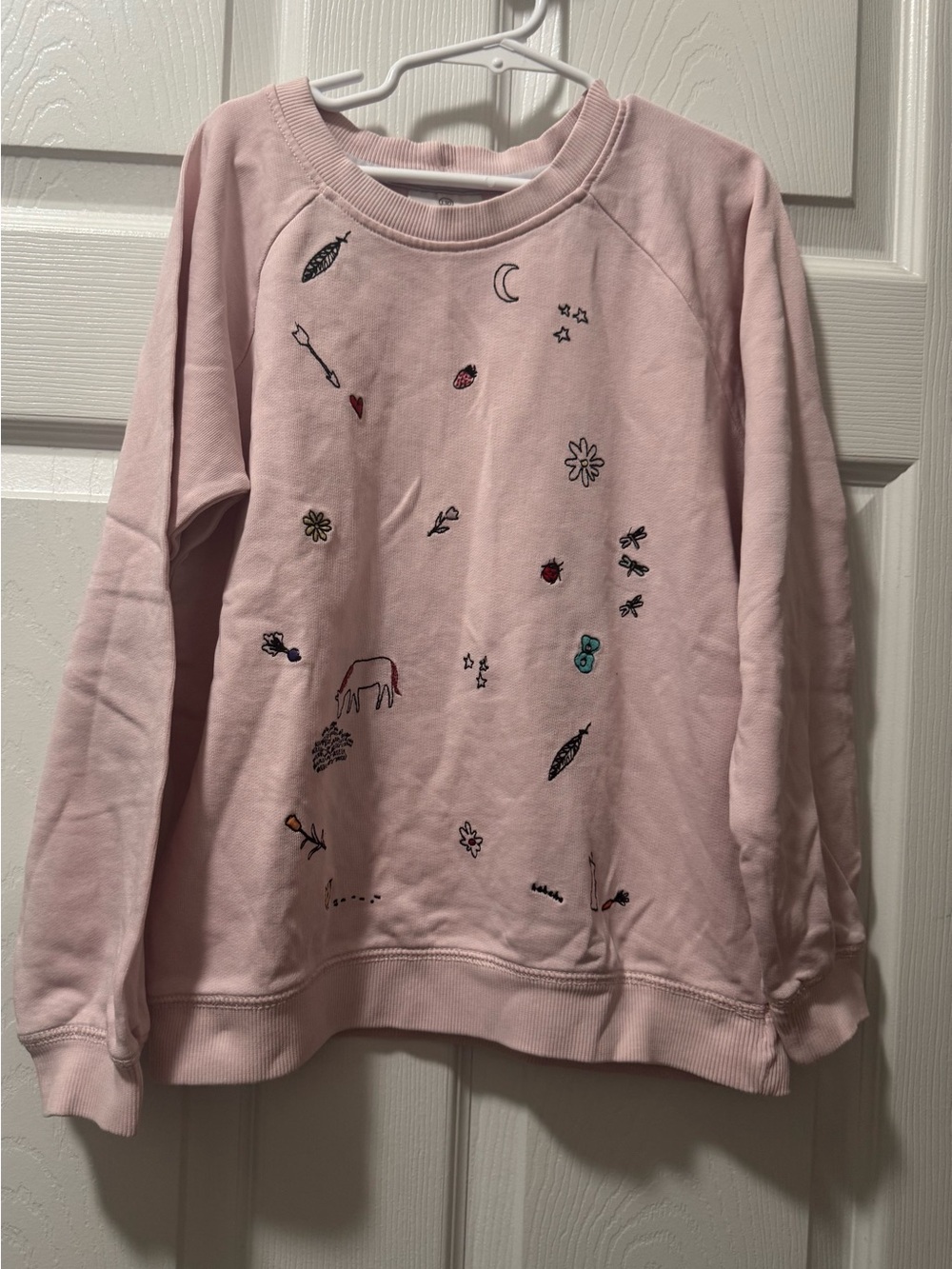 Hanna Andersson Light Pink Sweatshirt with Small Embroidery